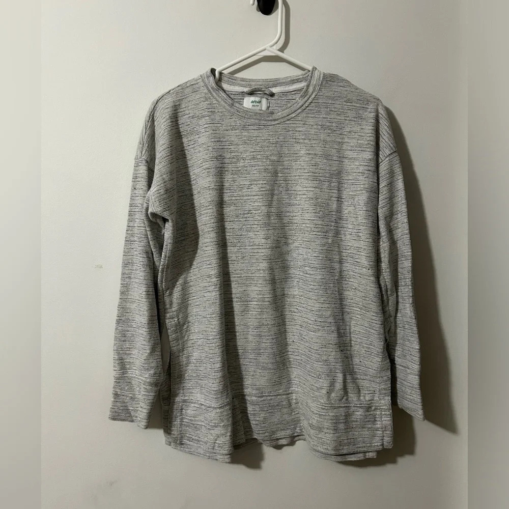 Aerie Grey & White Crewneck‎ Sweatshirt Women's XXS GUC